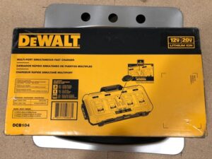 DEWALT 20 Lithium-ion Battery Charger (Charger Included)
