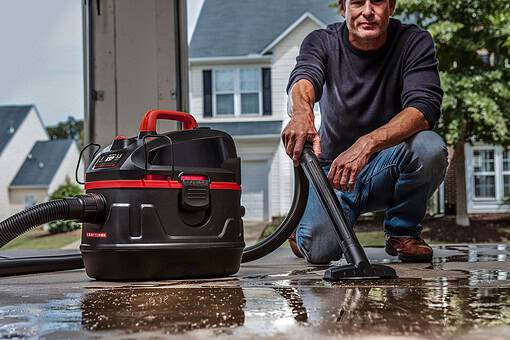 CRAFTSMAN Portable, Jobsite 5-Gallons 5.5-HP Corded Wet/Dry Shop Vacuum with Accessories Included