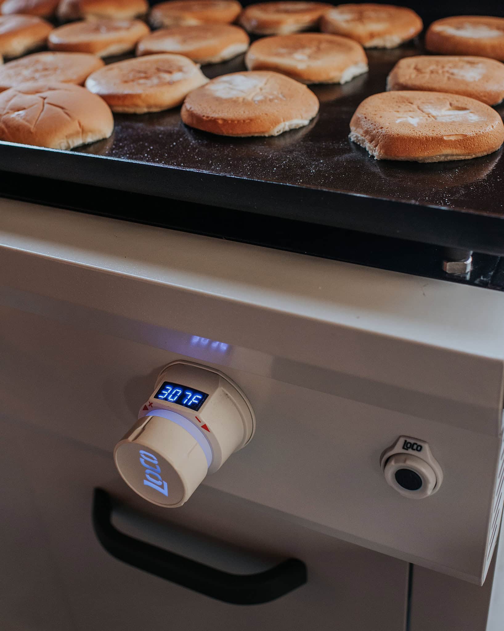 LoCo COOKERS Griddle Chalk 3Burner Liquid Propane Gas Grill