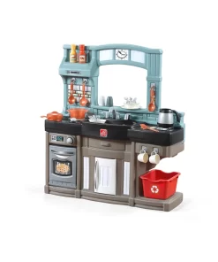 Step2 Best Chef's Kitchen Toddler Pretend Play Toy Kitchen Set